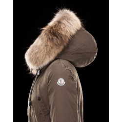 Moncler ARRIOUS Turtleneck Detachable Fur Collar Military Grøn Parka Polyester/Cotton/Racoon Dame 41463417UO