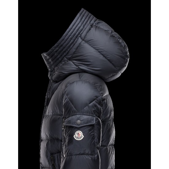 Moncler BASILE Turtleneck Fixed Hood Dark Blå Dunjakke Polyamide Herre 41457019XO