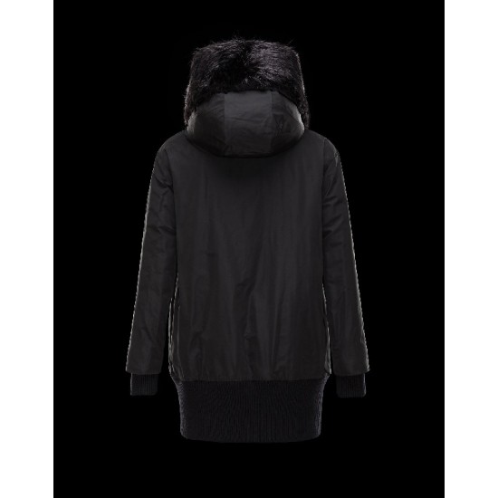 Moncler BASSIAS Detachable Turtleneck Fur Collar Sort Vinter Jakker Polyester/Beaver Dame 41466460TP