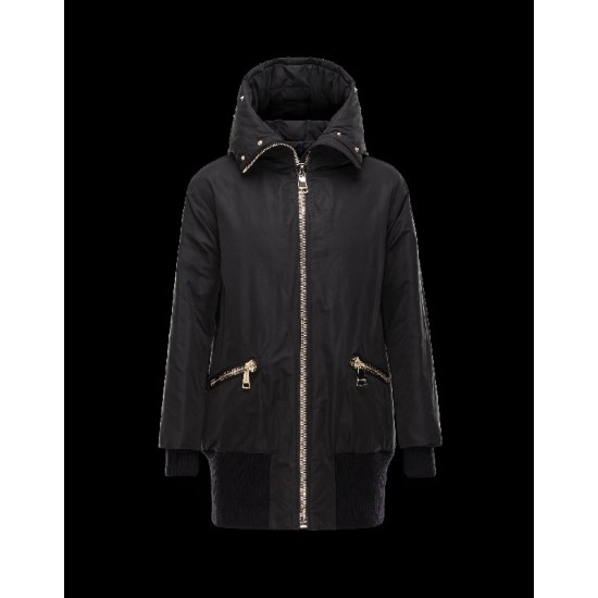 Moncler BASSIAS Detachable Turtleneck Fur Collar Sort Vinter Jakker Polyester/Beaver Dame 41466460TP