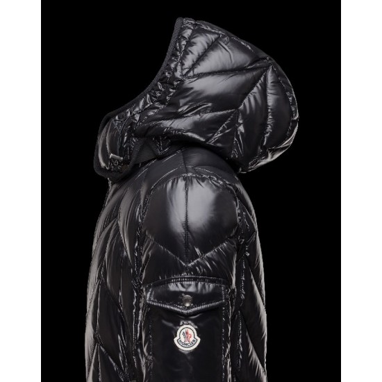 Moncler BERRIAT Detachable Hood Turtleneck Sort Dunjakke Nylon/Polyamid Herre 41456769KX