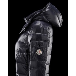 Moncler Moka Detachable Hood Blå Vinter Jakker Lacquered Nylon Dame 41224531MN