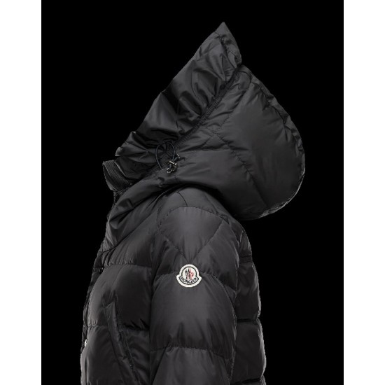 Moncler SERRE Turtleneck Sort Vinter Jakker Nylon/Polyamide Dame 41456720IX